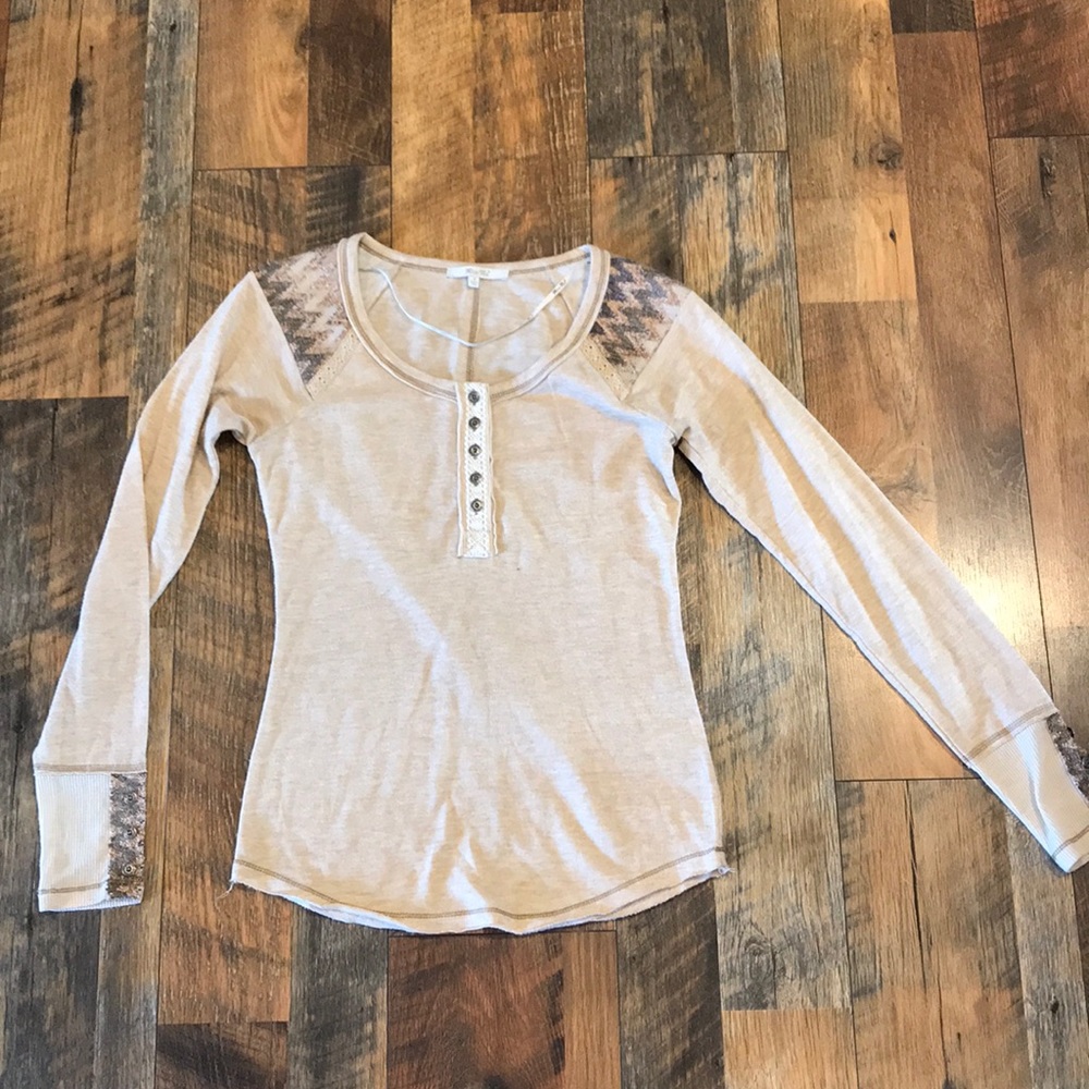 Women’s Miss Me Long Sleeved Shirt, Size Small